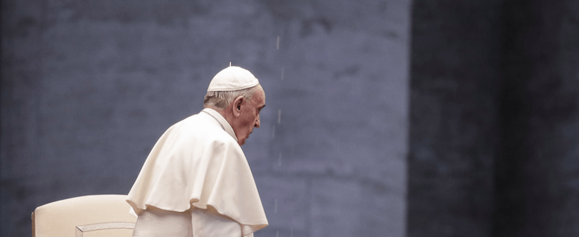 Папа Франциск: "Всички сме на една лодка, всички призвани да гребем заедно"