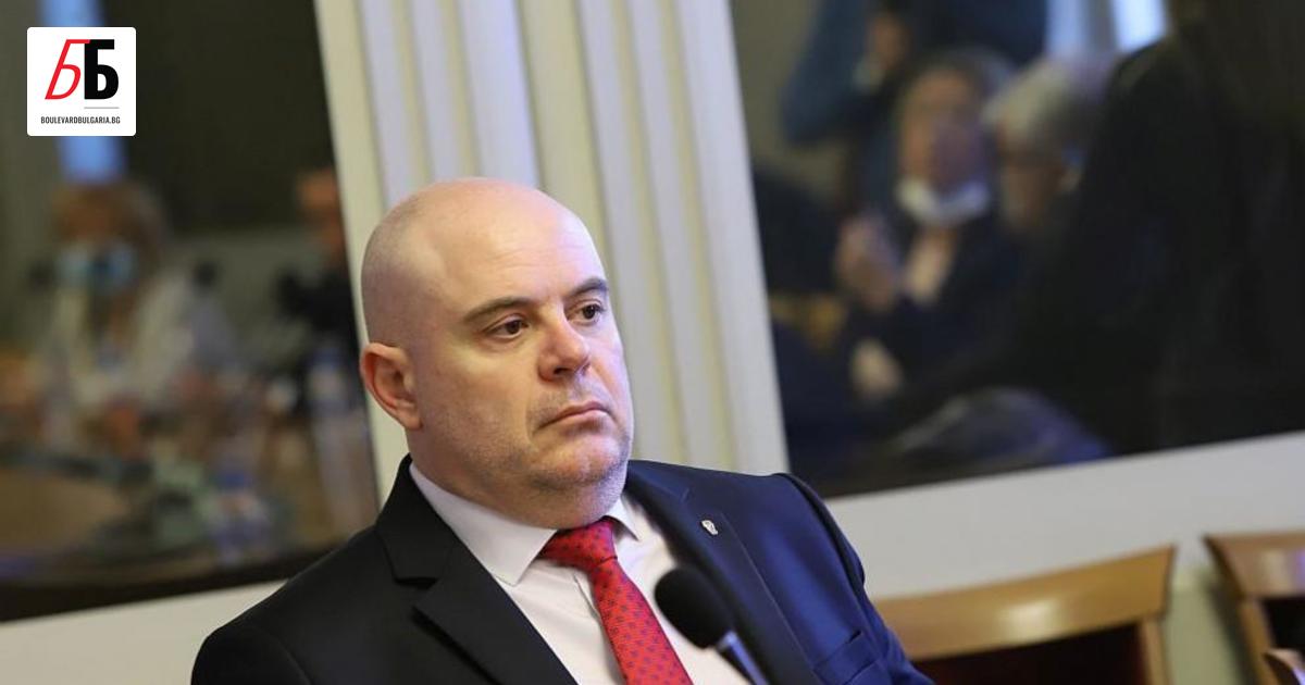 Главният прокурор Иван Гешев е номинирал заместника си Борислав Сарафов
