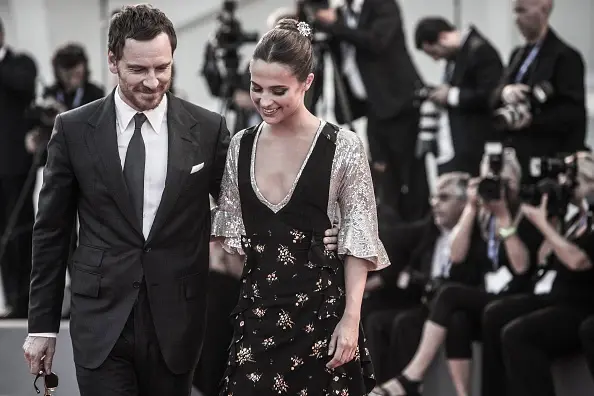 Майкъл Фасбендър и Алисия Викандер