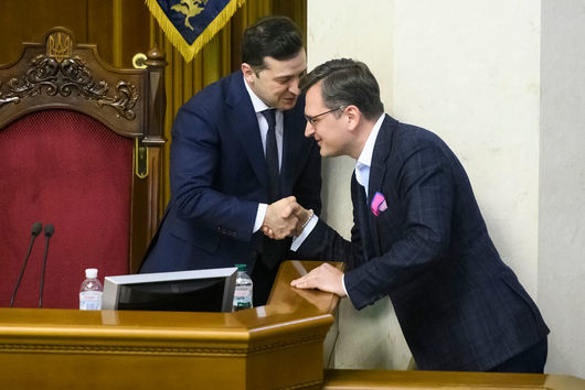 Украинският министър на външните работи Дмитрий Кулеба призова за свикване
