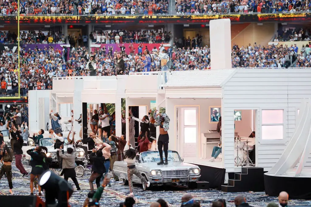 Много танци