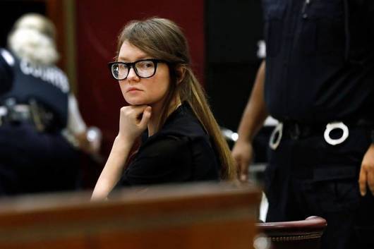 Историята на 31 годишната рускиня Анна Сорокин Анна Делви осъдена