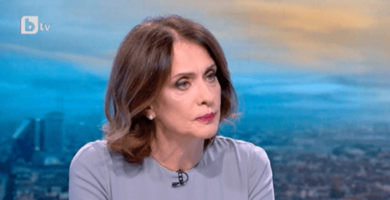 Бившият външен министър Надежда Нейнски критикува българския политически елит че