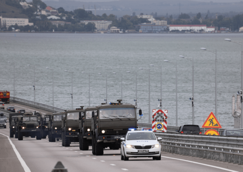 НАТО се усъмни в изтеглянето на руски войски от границата с Украйна