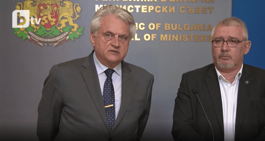 Вътрешният министър Бойко Рашков изненадващо опроверга данните от брифинга на