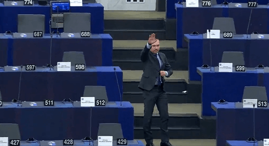 Ангел Джамбазки провокира сериозен скандал в Европейския парламент след като
