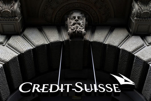 В период в който Credit Suisse е консорциум от международни