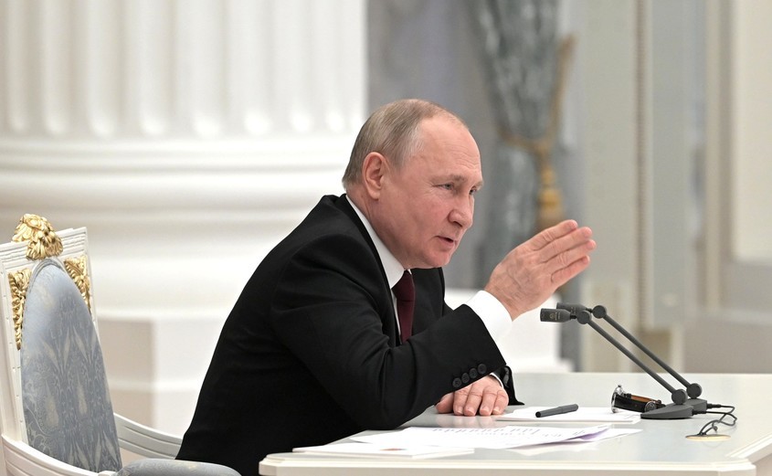 Путин нареди военните да приведат ядрените сили в "специална готовност"