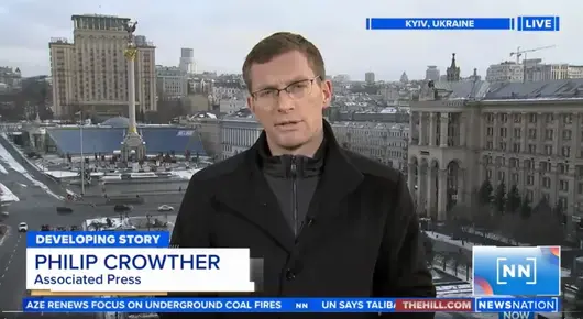 Репортерът, който отразява конфликта в Украйна на шест езика