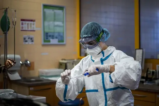 Vivacom и United Group дариха 900 000 лв. за борбата с Covid-19 