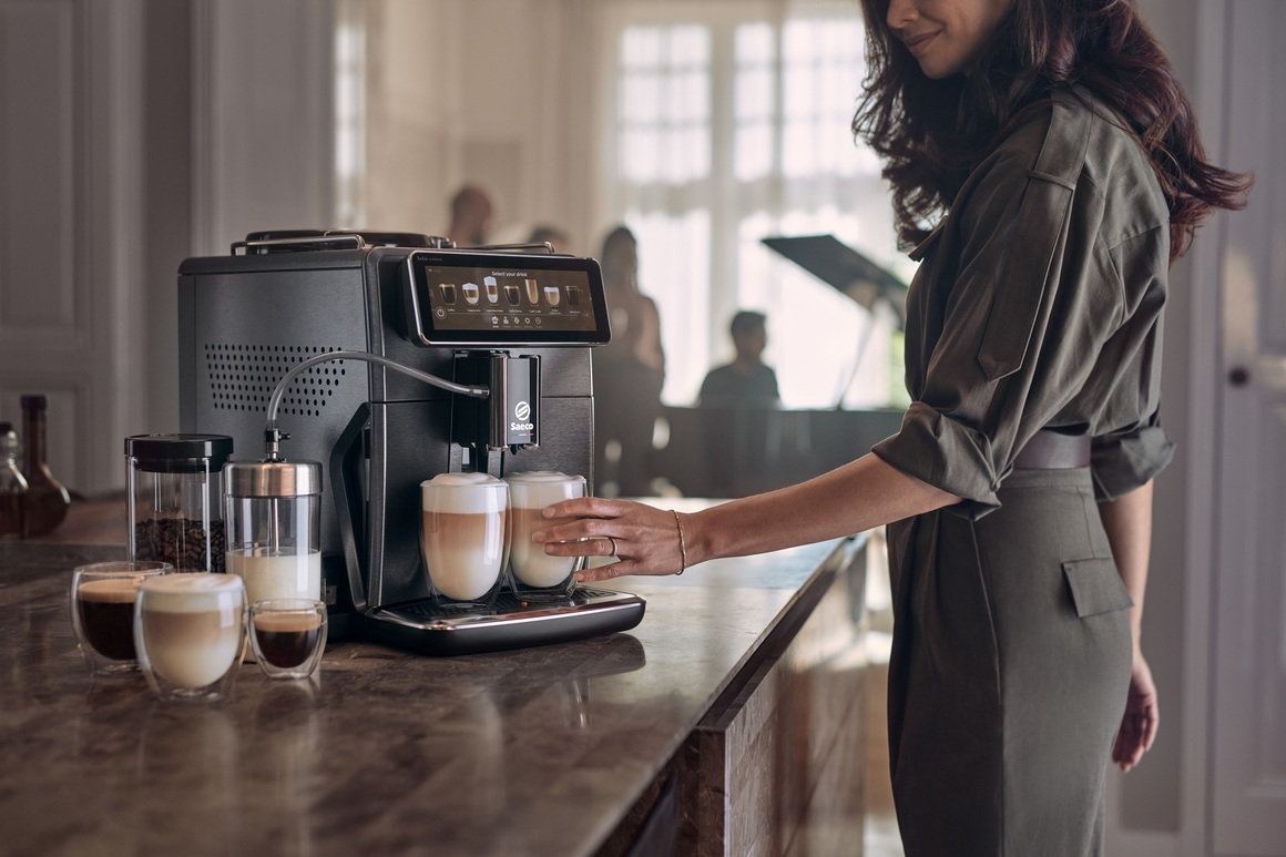 Новата кафе машина Xelsis Suprema - никой не ви познава като нея 