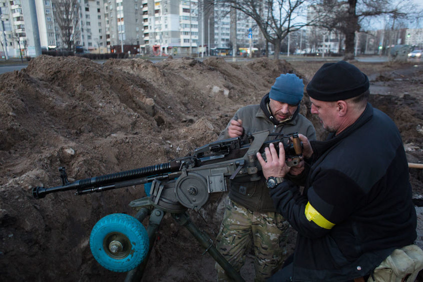 Безпрецедентно: Европа взе решение да въоръжи Украйна 