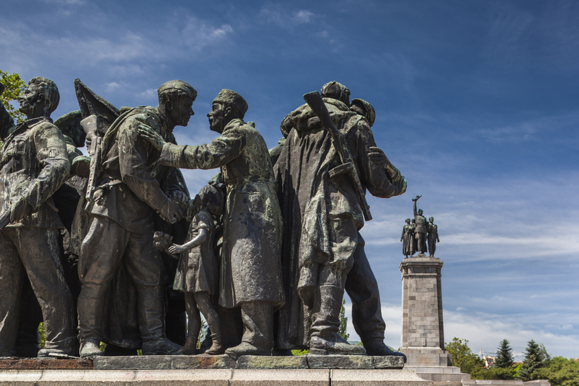 С 3-годишно закъснение СО реши, че е време да обсъди махането на съветския паметник в София