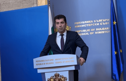 Кирил Петков ще поиска оставката на министъра на отбраната Стефан