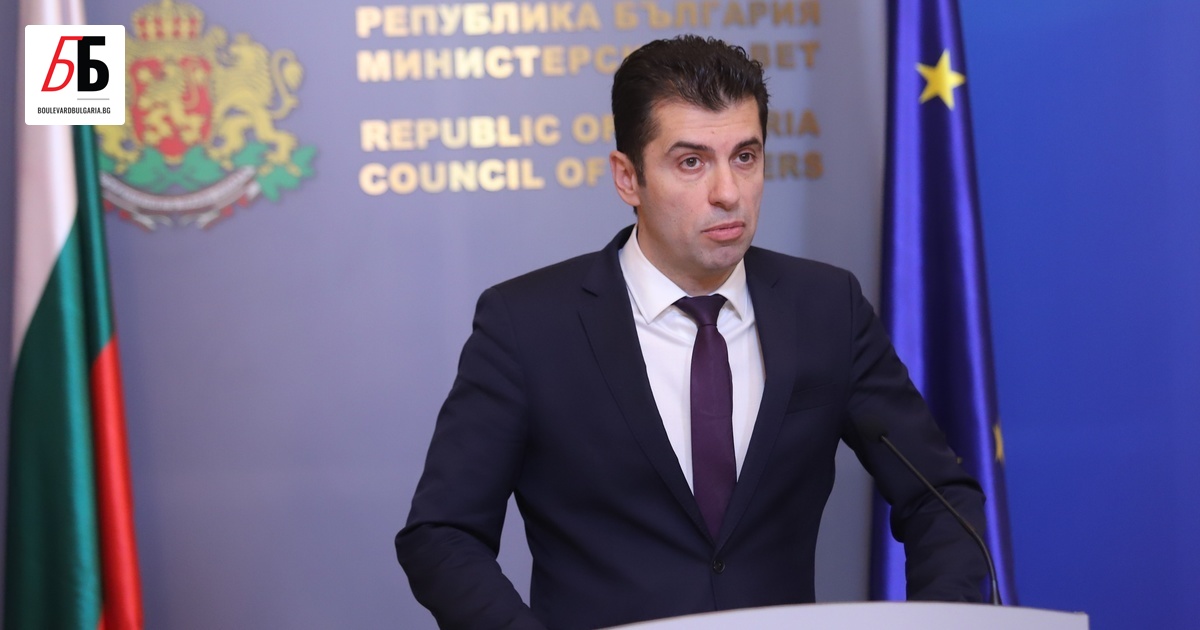 Премиерът Кирил Петков намери връзка между младежката организация на партия ГЕРБ