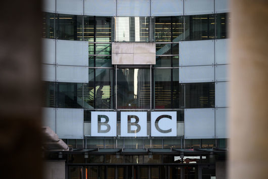 Руският медиен регулатор Роскомнадзор забрани излъчването на BBC на територията