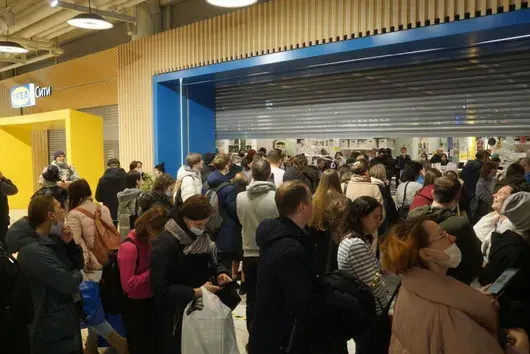 Опашки като за последно: IKEA затвори врати в Русия