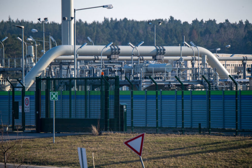 За първи път цената на природния газ в Европа доближи $4000 за 1000 куб. м.