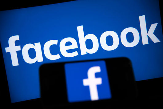 Facebook сменя дизайна на десктоп версията си