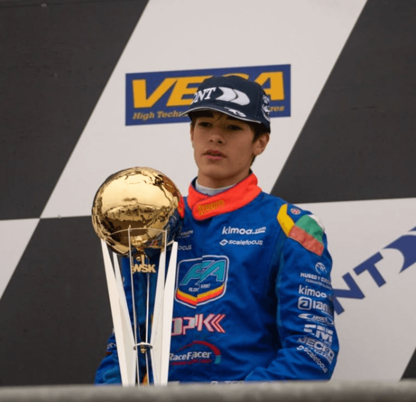15-годишен българин по пътя към Формула 1: Никола Цолов стана част от академията на "Алпин"