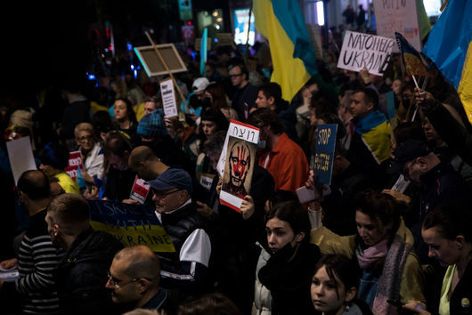 Докато Западът притиска руската икономика заради бушуващата война в Украйна