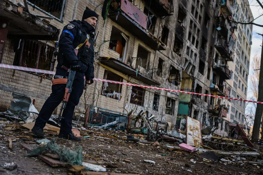 Ден №20 от войната: Две експлозии в Киев и провал на Русия в Мариупол, преговорите продължават