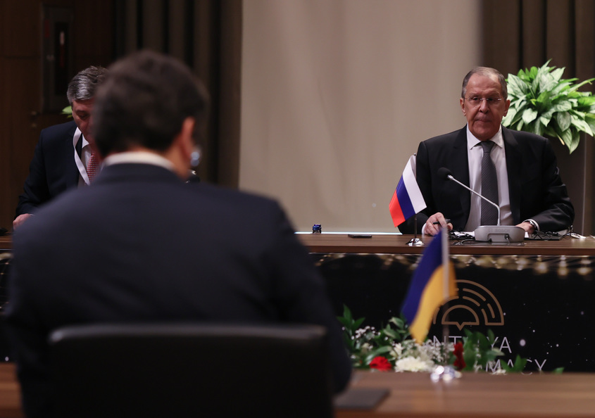 FT: Москва и Киев обсъждат план от 15 точки за неутралитет на Украйна