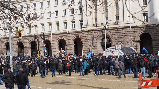 Протестът на ГЕРБ срещу ареста на Борисов се премести от Министерски съвет пред МВР