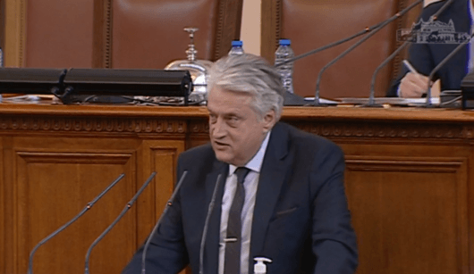 Вътрешният министър Бойко Рашков отговаря на 99 въпроса на ДПС