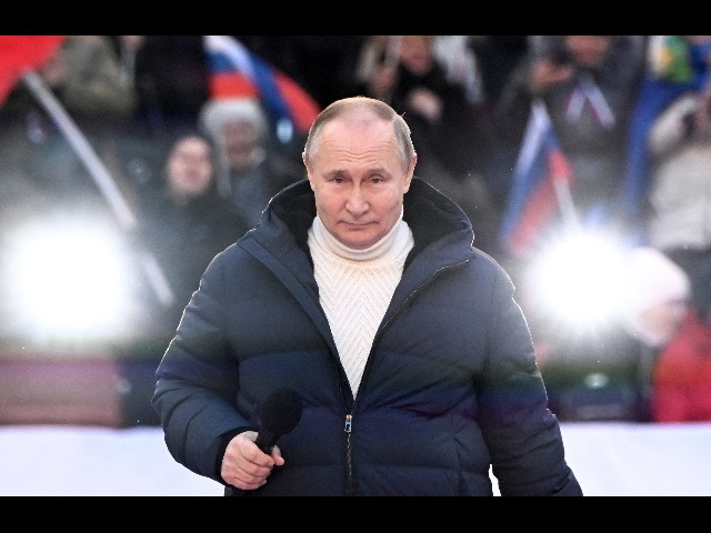 Якето на Путин от концерта в Москва струва 1,5 млн. рубли 