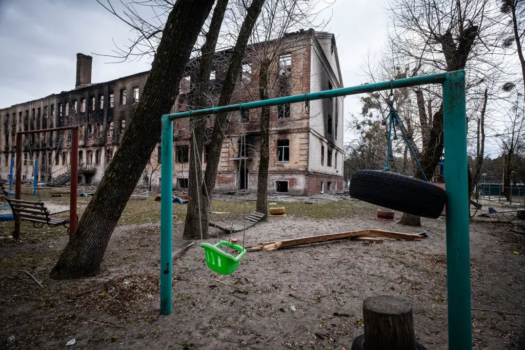 Руското изтегляне от Киев е симулиране на желание за мир и заблуда на Запада 