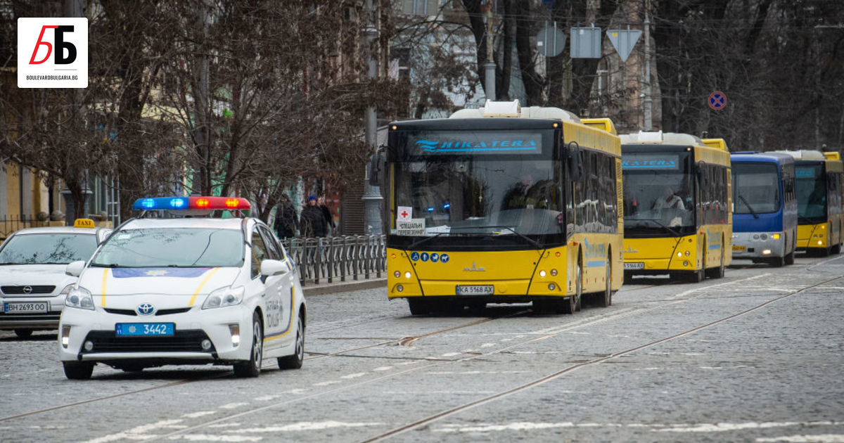 Украинските власти съобщават, че руските сили спират хуманитарни конвои - блокирали са автобуси