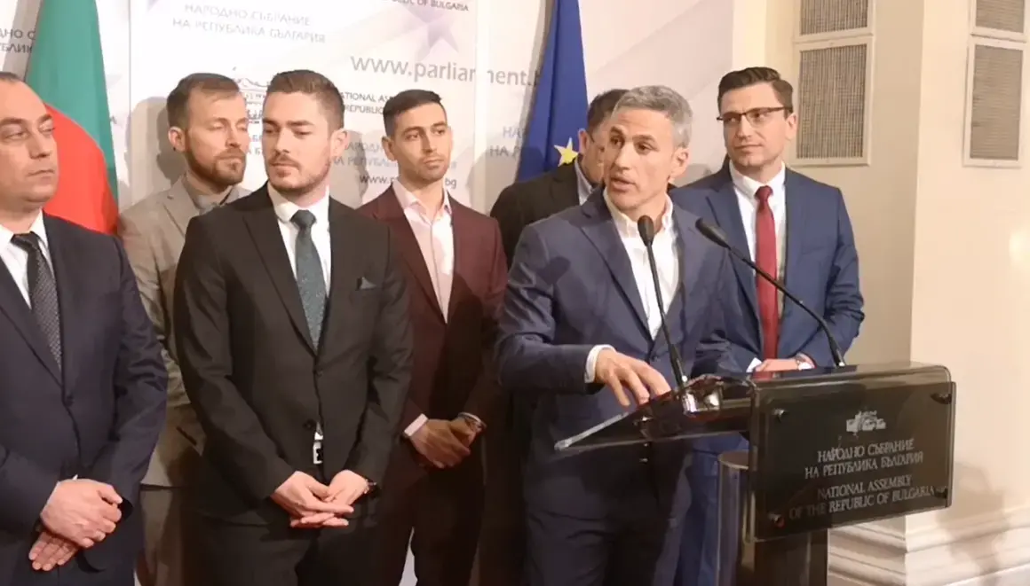 ГЕРБ се усъмни в докторската дисертация на Андрей Гюров