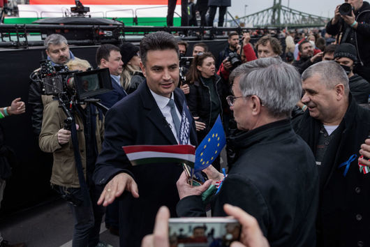 Унгария провежда парламентарни избори които ще определят дали премиерът Виктор