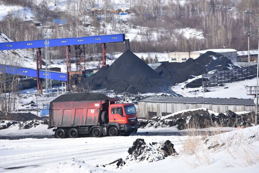 ЕС ще спре вноса на руски въглища с нови санкции