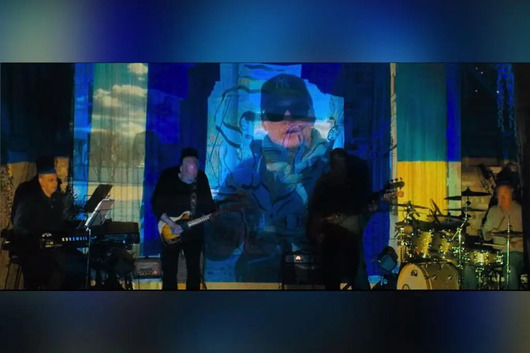 Гилмор събра Pink Floyd и заедно записаха парче за Украйна 