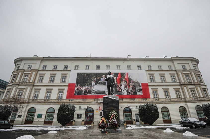 Качински ще търси отговорност от Русия за смъртта на брат си, а президентът Дуда - за Катинското клане 