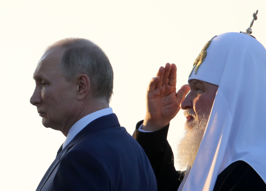 Украинската православна църква която има статут на подопечна на Московската