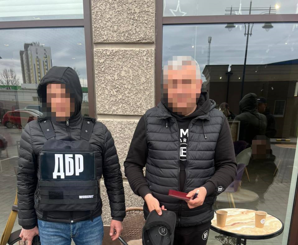 Украйна арестува и бившия съпруг на прокурорката от Крим Наталия Поклонская