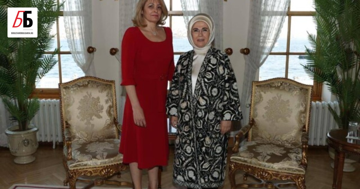 Десислава Радева е на посещение в Турция и е провела