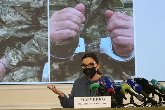 Жената на арестувания Медведчук поде кампания да го върне в Русия
