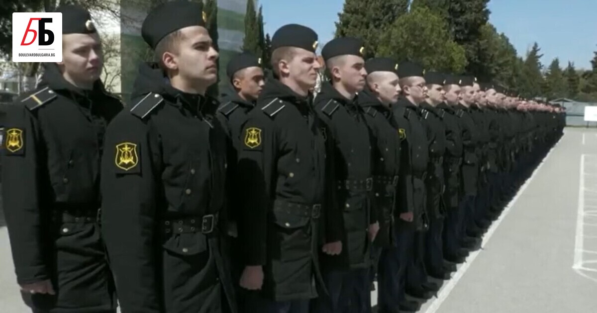 Каква е съдбата на екипажа на потъналия руски крайцер Москва? Моряци от