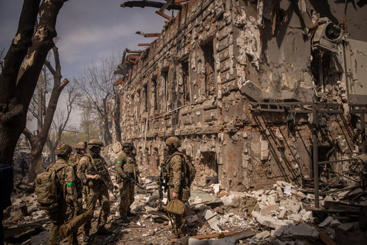 Русия атакува Донбас, Путин награди войниците си от Буча