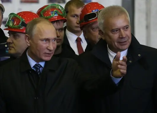Руските магнати няма къде да харчат парите си и това е добре за Путин