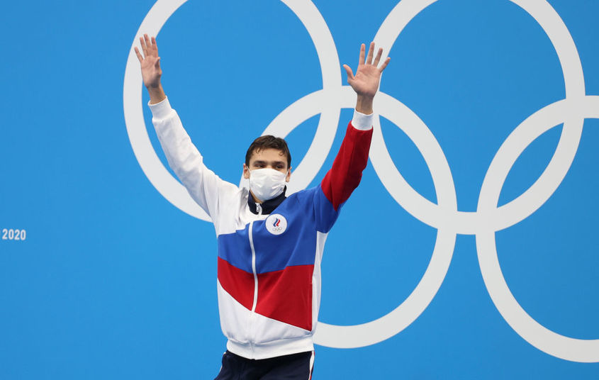 Олимпийски шампион по плуване е наказан заради подкрепа към Путин