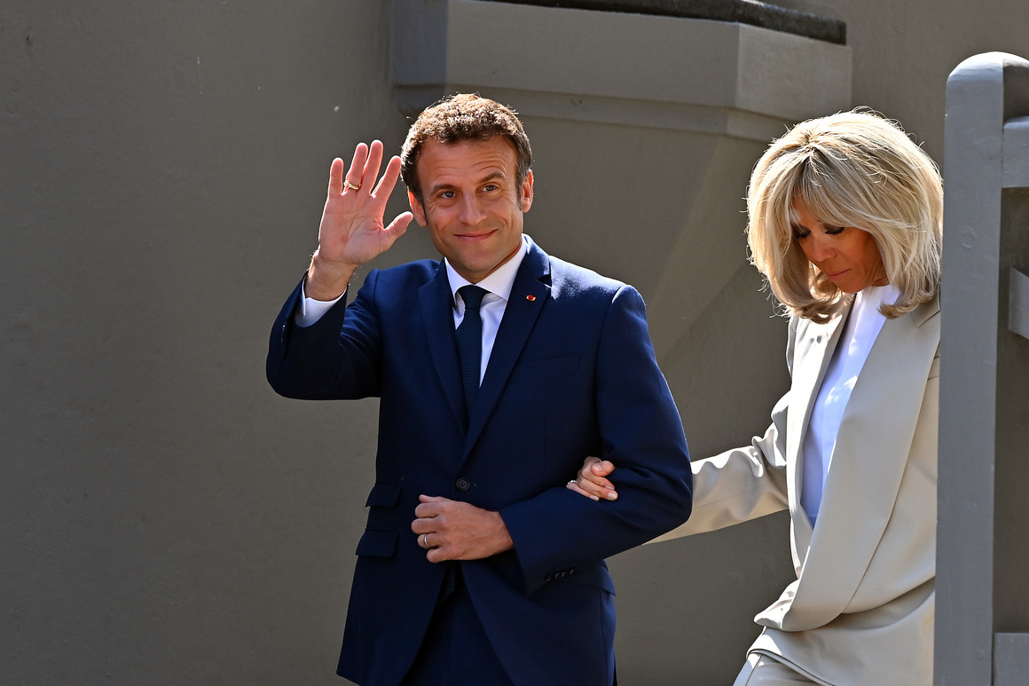 Франция преизбра Макрон, но Льо Пен постави рекорд за националистически вот