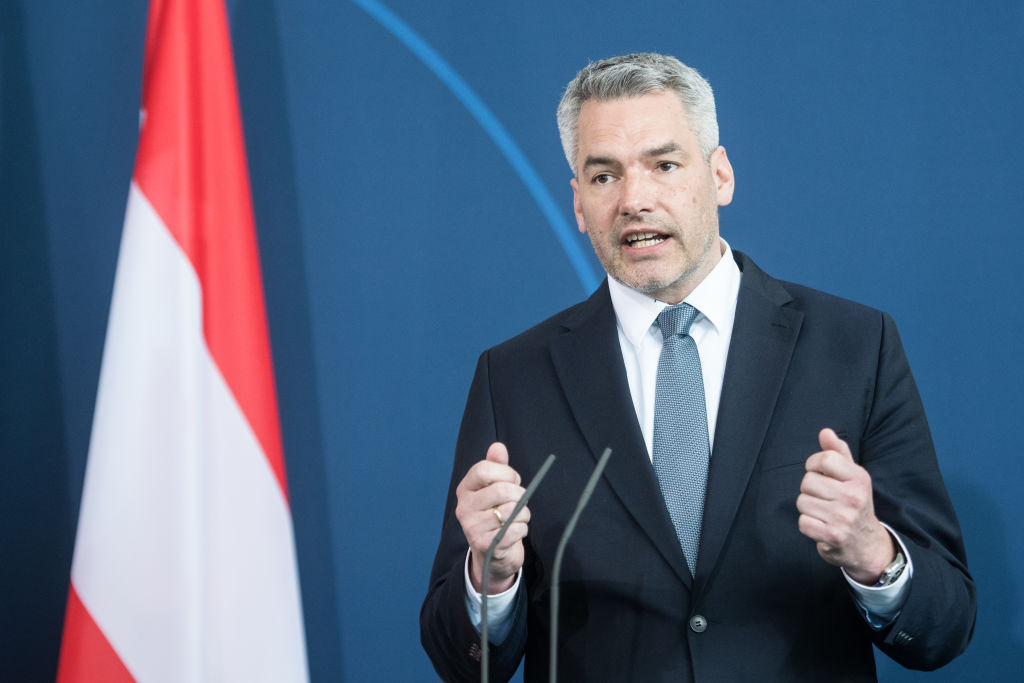 Австрийският канцлер обвини ЕК за наложеното от страната му вето над България за Шенген