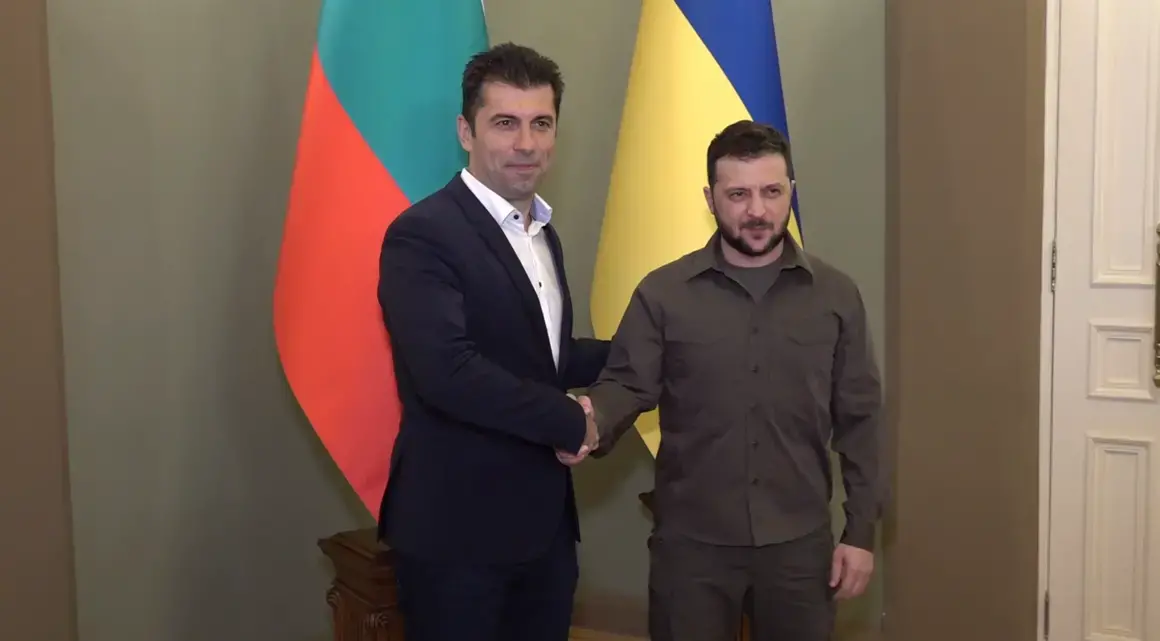 България ще ремонтира украинска военна техника, Варна ще е център за износ на храни от Украйна
