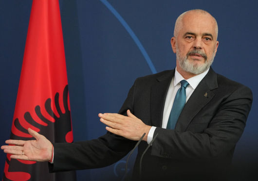Албания ще поиска отделяне от Северна Македония в преговорите за
