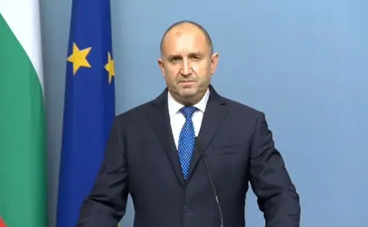 Радев пак в атака: Да не търпим политически шарлатани, да не се поддаваме на милитаристки призиви